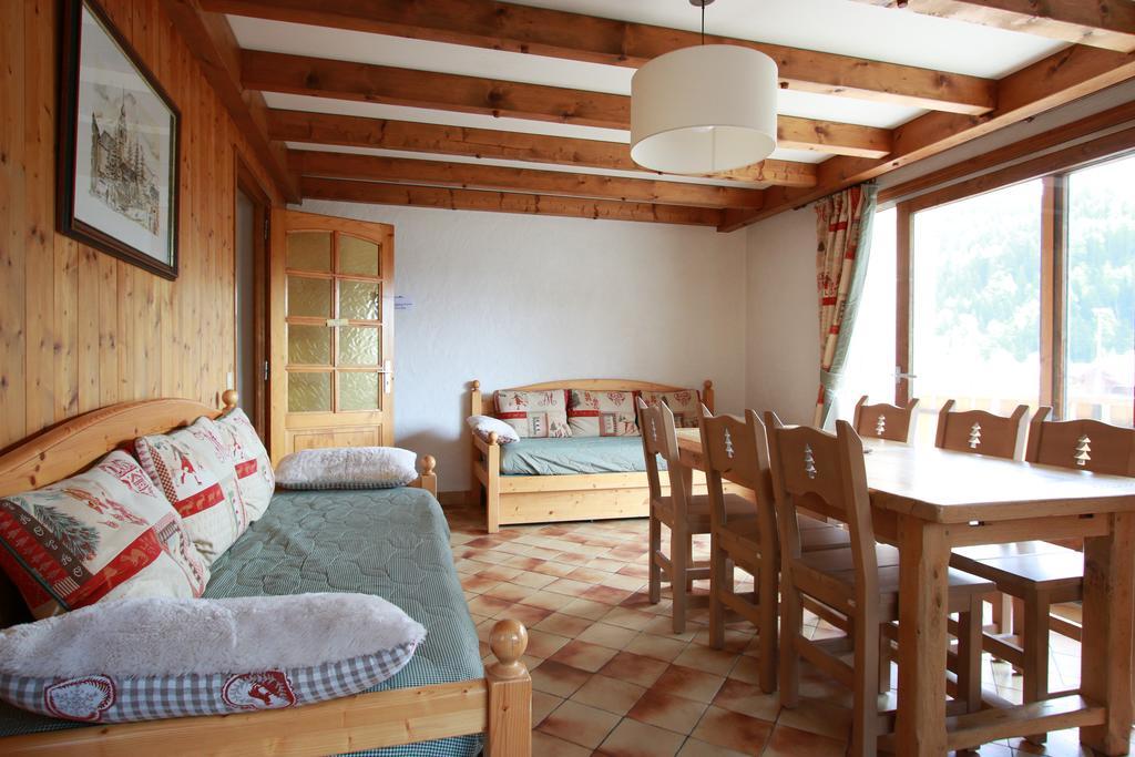 Апартаменты Chez Francine Нотр-Дам-де-Белькомб Экстерьер фото